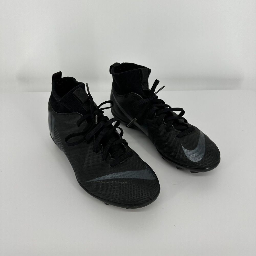Nike Superfly 6 Club Mercurial Junior Cleats Black Size 5Y